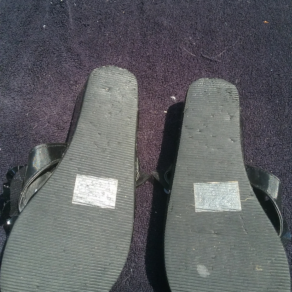 Sandals - Picture 3 of 3
